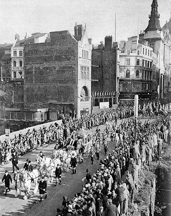 Lord Mayor's Show - The Sphere (London, England) - 15 November 1958
